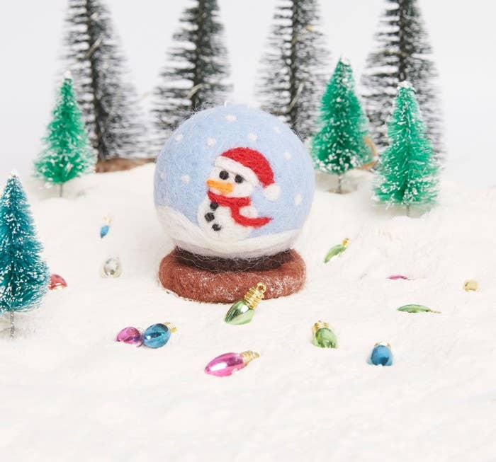 Simply Make Needle Felting Kit Christmas, Snowglobe