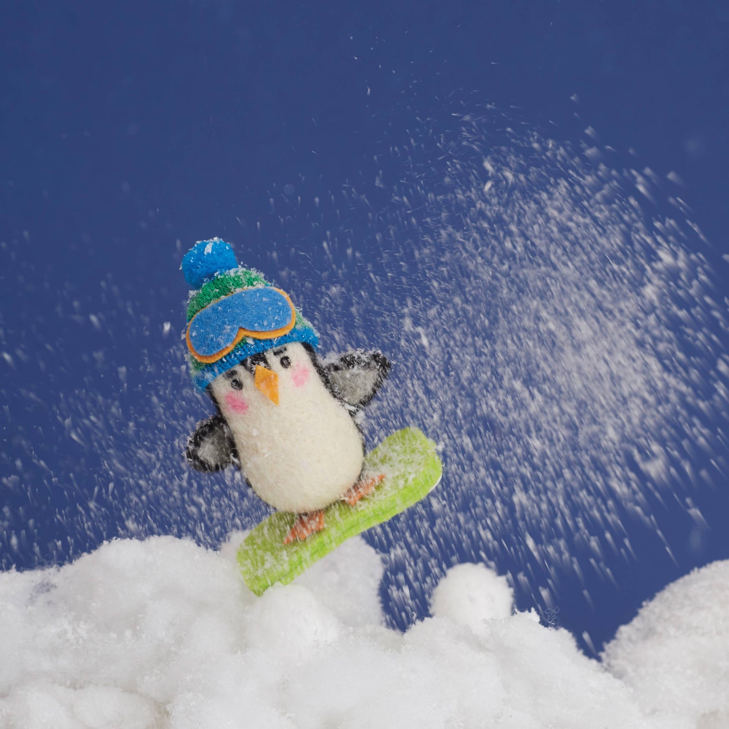 Simply Make Needle Felting Kit, Snowboard Penguin Craft Kit