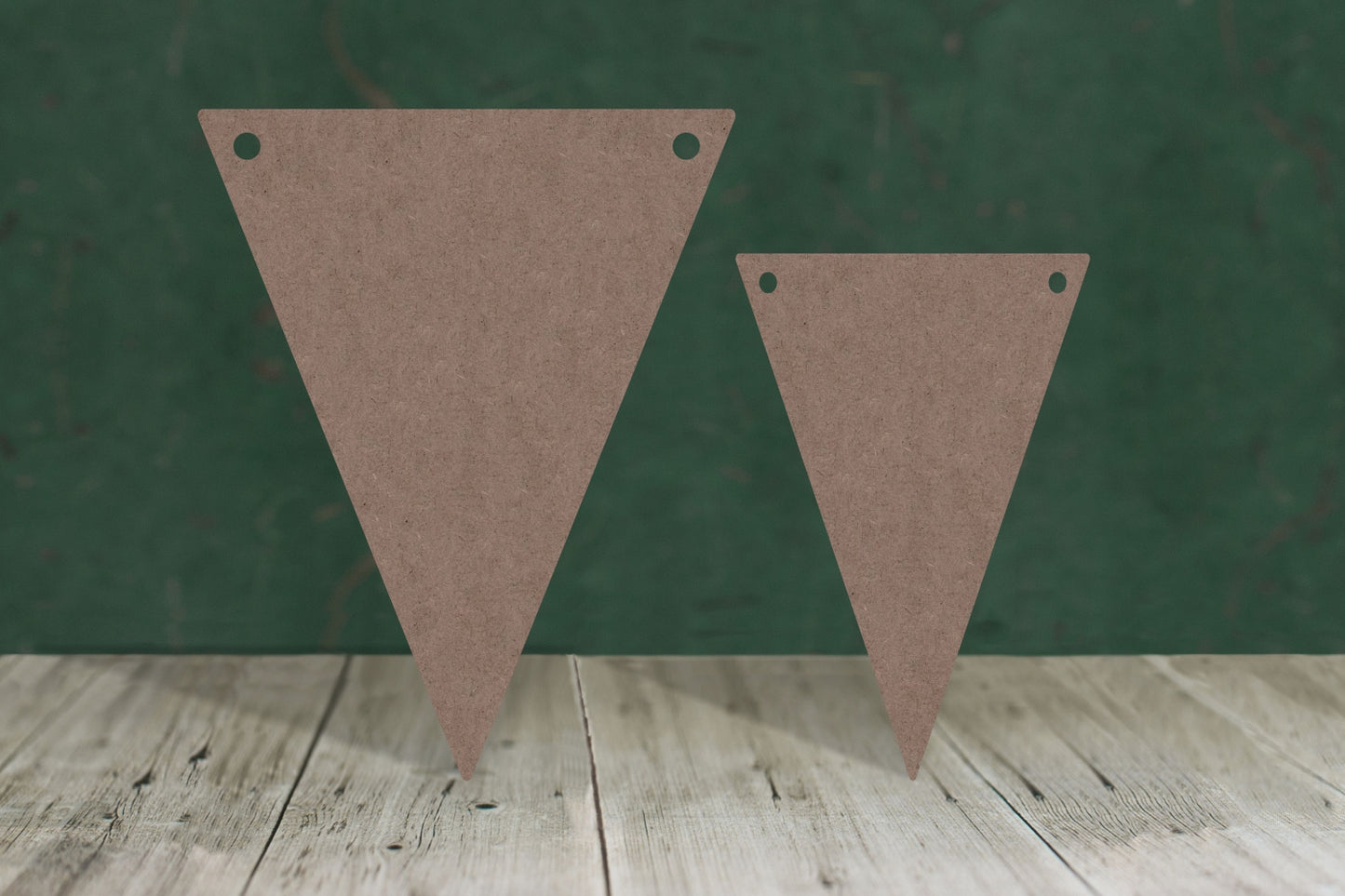 Triangle bunting flags (8cm to 11cm) - 2mm MDF