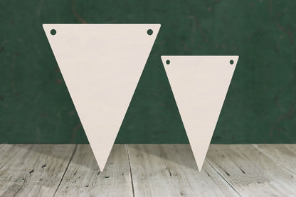 Triangle bunting flags (12cm to 15cm) - 4mm plywood